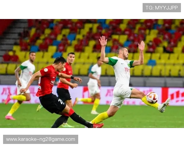 全国联赛焦点战逆转取胜新星爆发引发球迷热议未来走势分析深度解