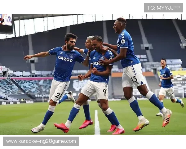 伊普斯维奇俱乐部宣布新赛季阵容调整 引援策略引发球迷热议