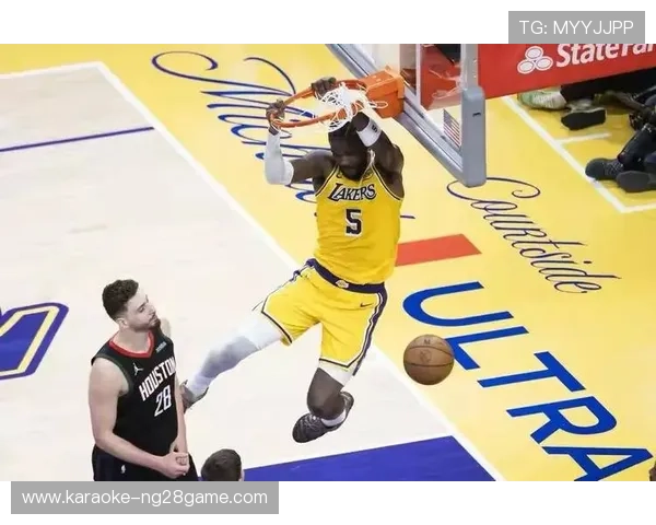 湖人双星合力带队逆转勇士 替补发力助球队稳居西部前列