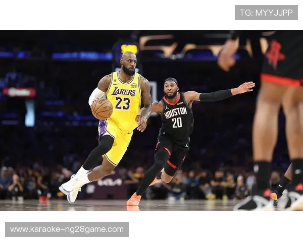 湖人队新赛季备战进展神速 詹姆斯伤情回暖浓眉引领防守体系